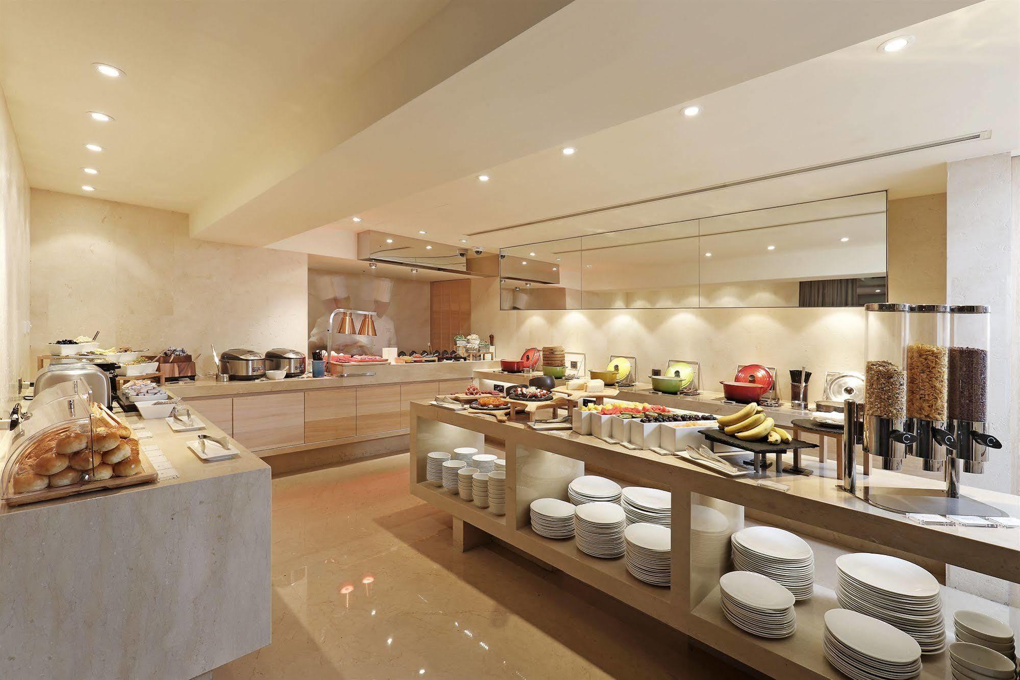 Hotel Cozzi Minsheng Taipei Luaran gambar