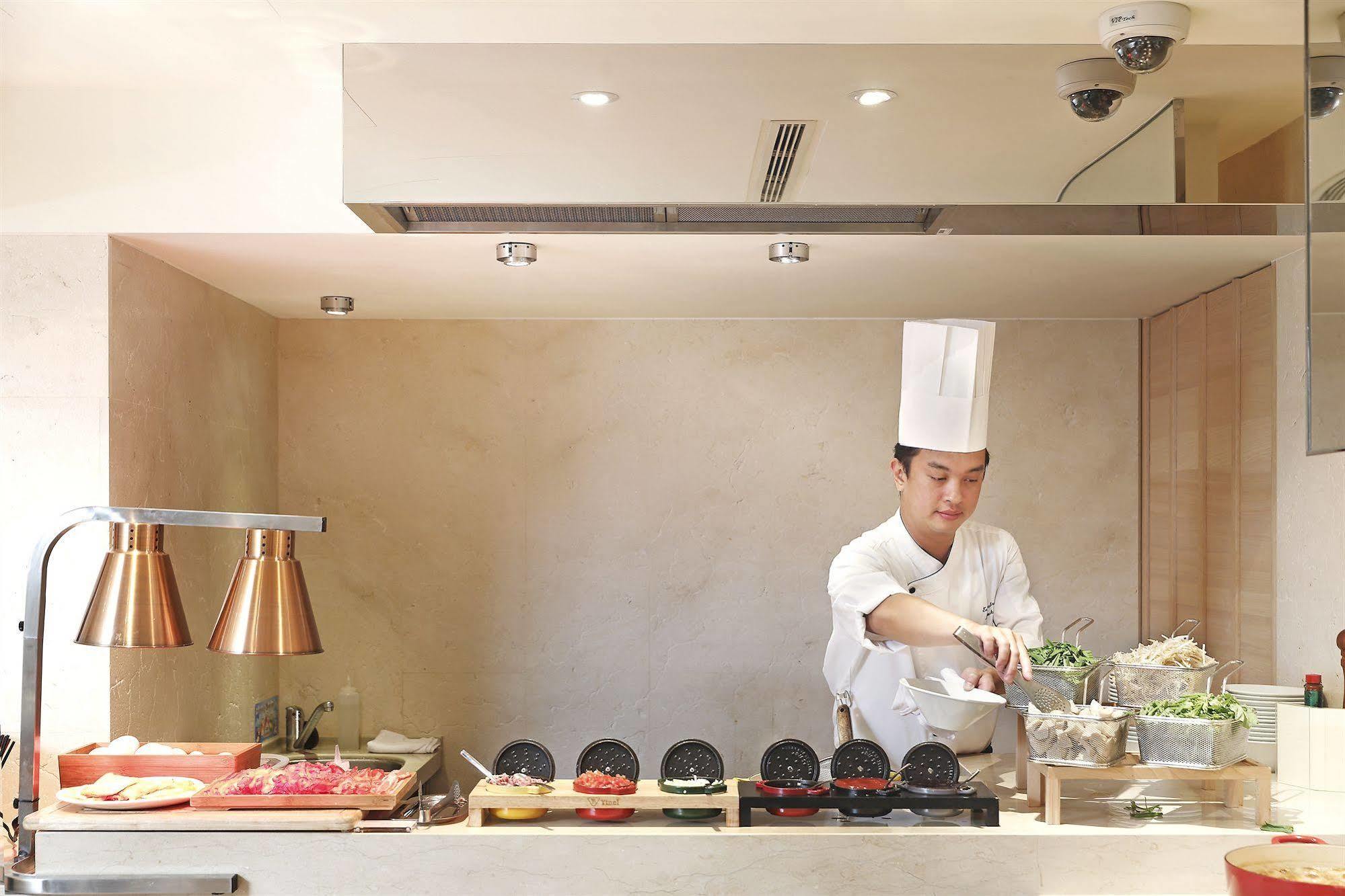 Hotel Cozzi Minsheng Taipei Luaran gambar