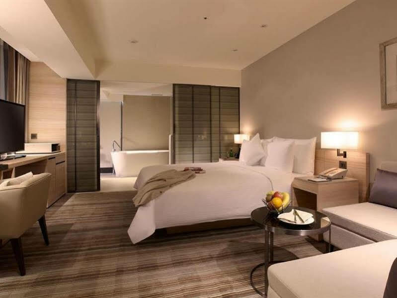 Hotel Cozzi Minsheng Taipei Luaran gambar